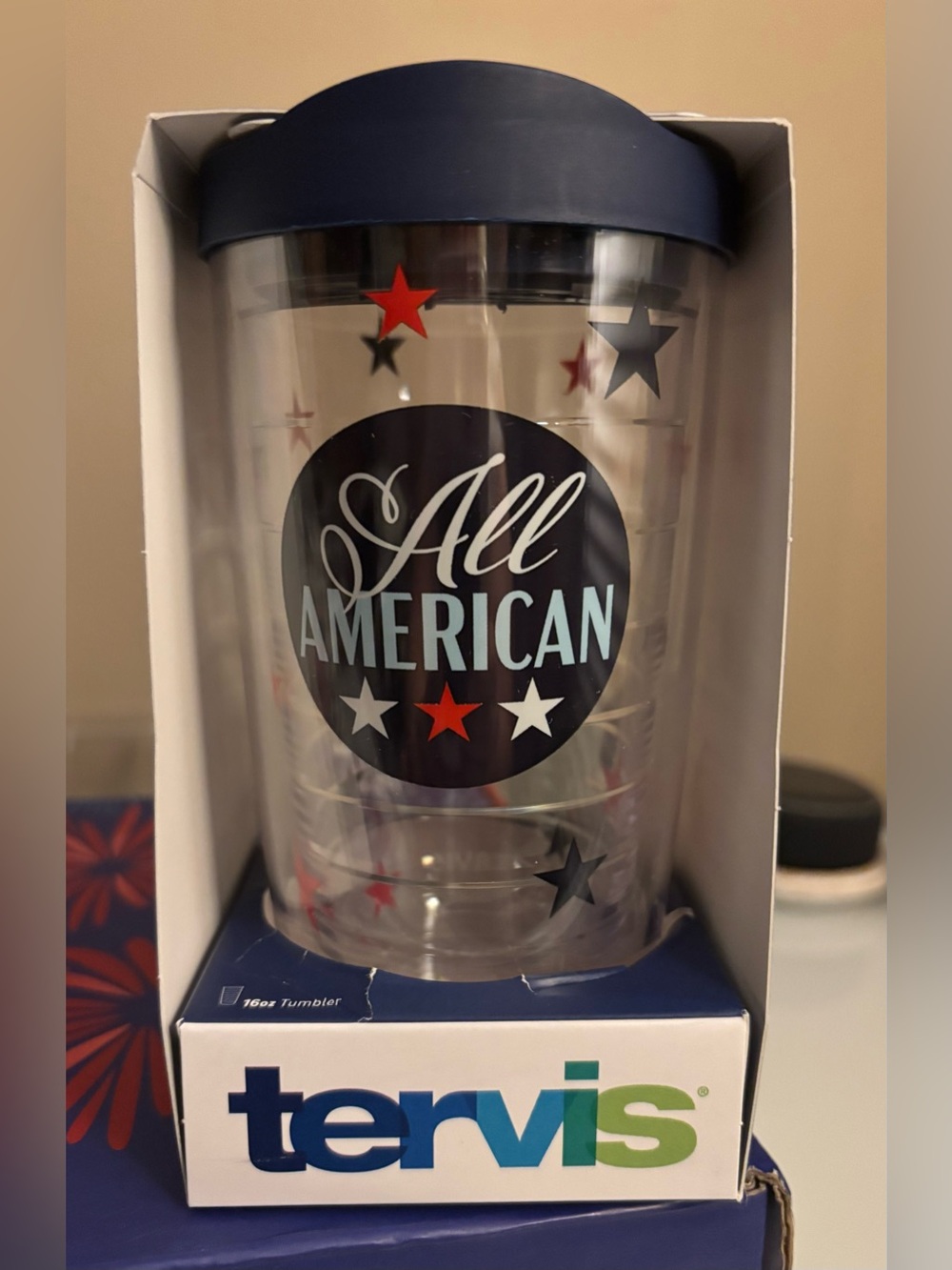 New Unopened Lug America Tervis